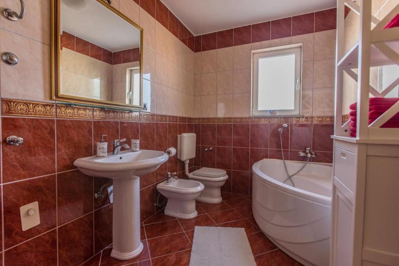 Guest House Casa Mia - Rooms & Apartments Rovinj Eksteriør bilde